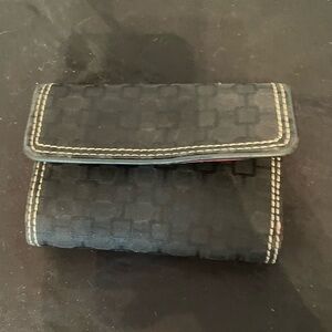 Black with Red Interior Tri Fold Wallet Pockets Zipper Dbl Snap Close ID Sleeve